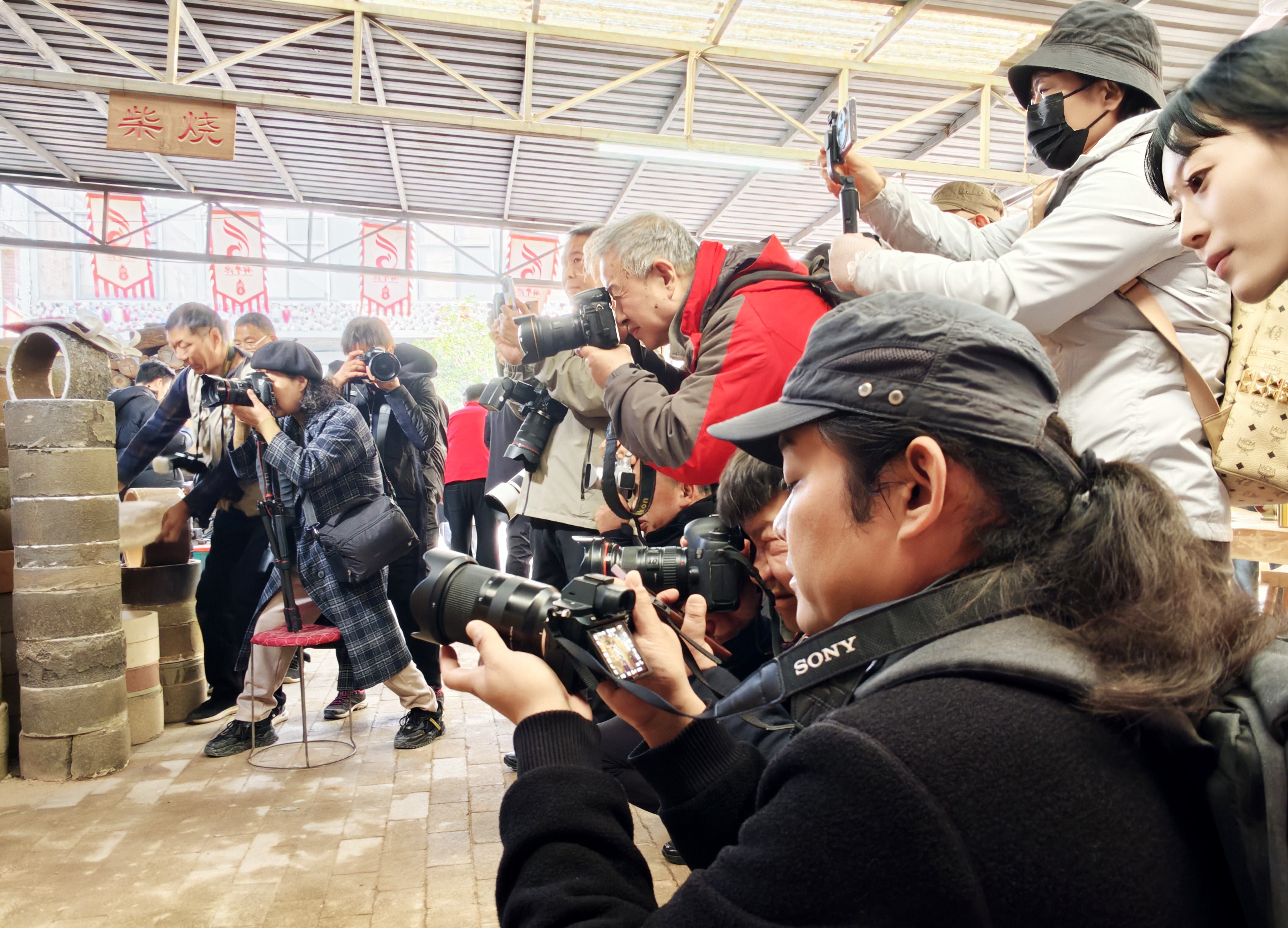 摄影家聚焦钧瓷文化。 摄影家聚焦钧瓷文化。